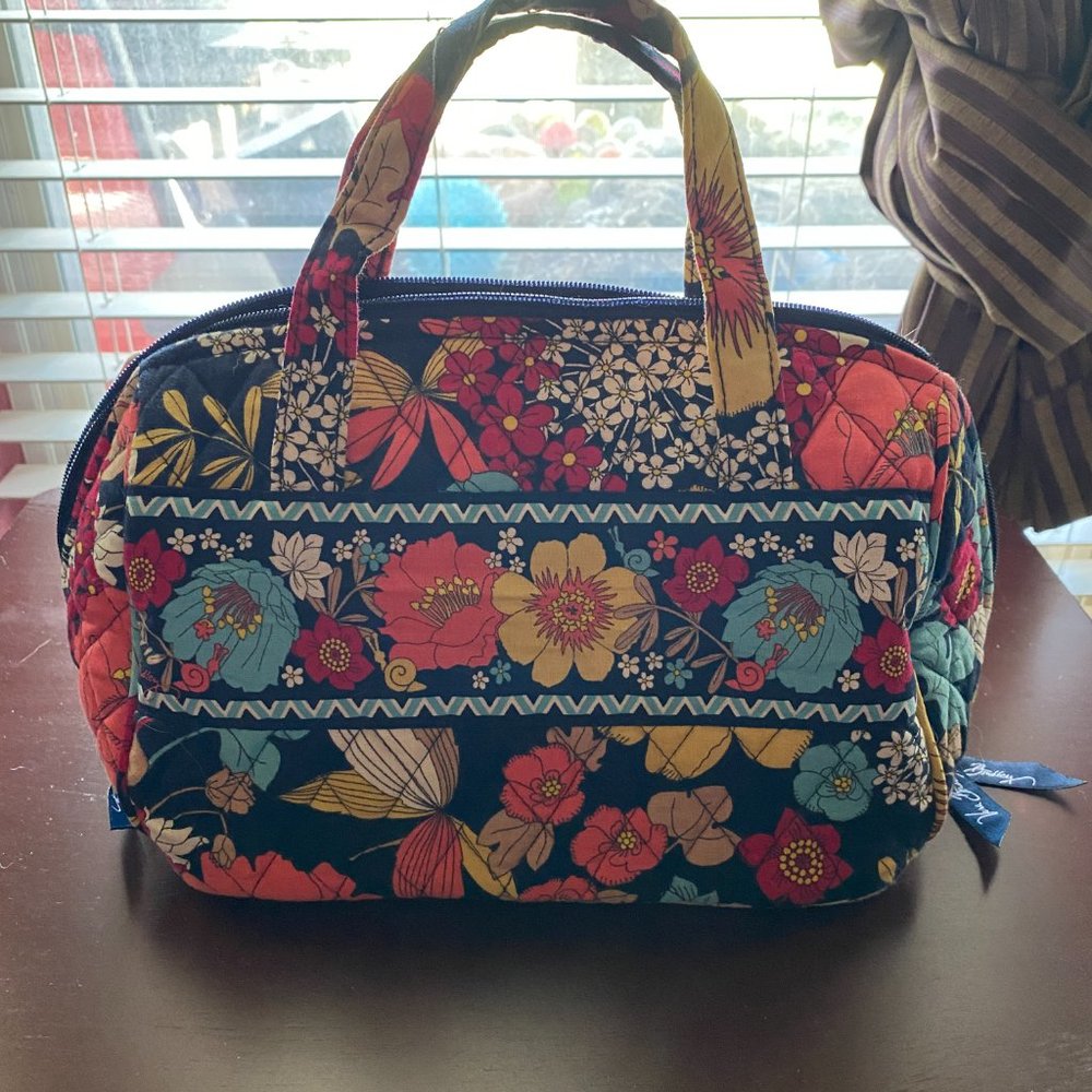 Vera Bradley colorful floral lunch bag